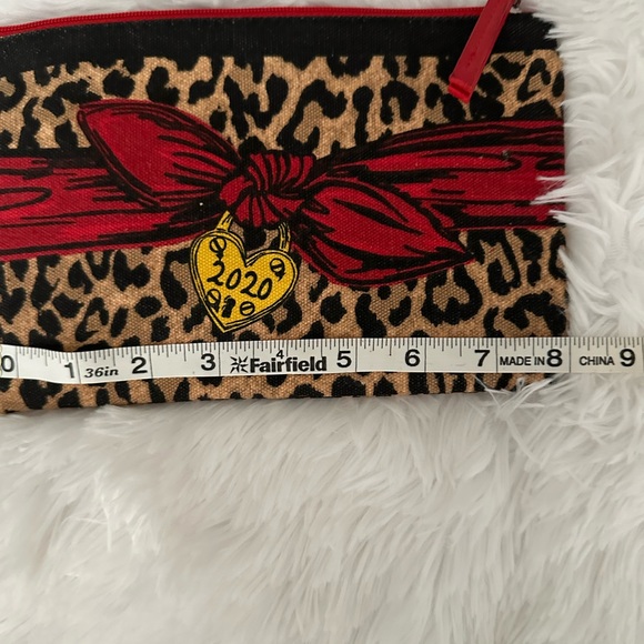 Brighton Leopard print makeup bag NWOT - Picture 4 of 5
